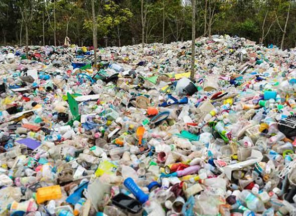 montanhadeplastico